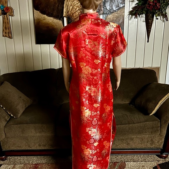 Kaiyu • Chinese Dress • X-Large • Red/ Gold • Floral Design - Picture 10 of 12